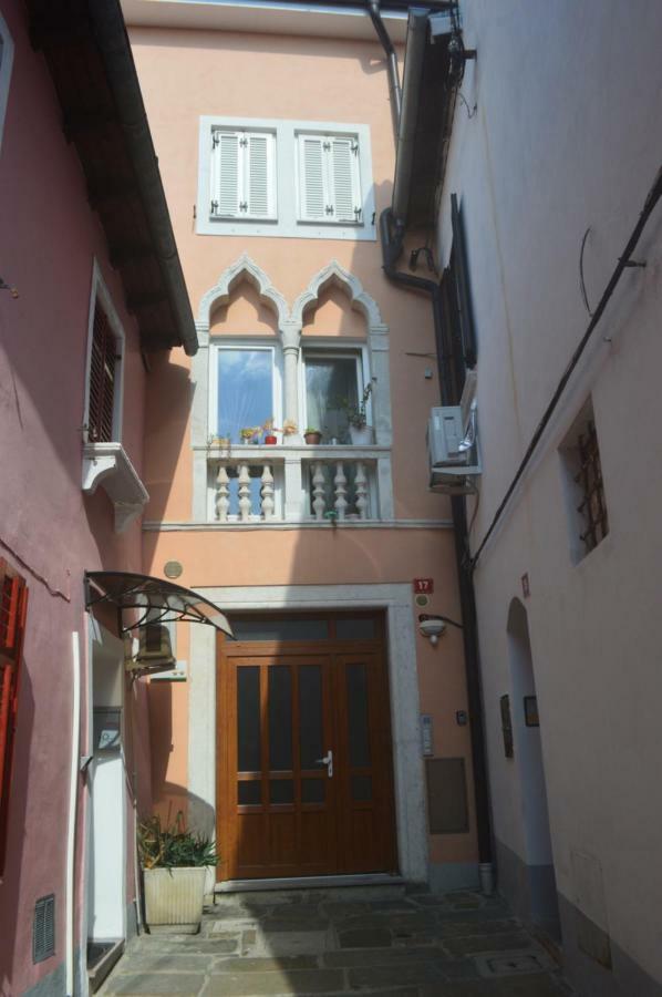 Apartment Terra, Koper Center Extérieur photo